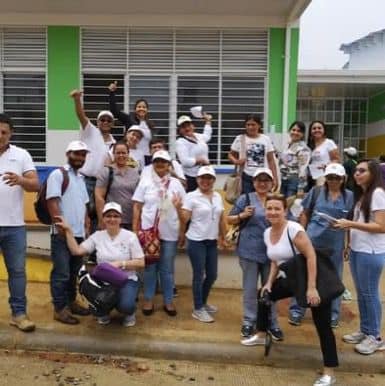 Iniciando nuestro ministerio de servicio social al Señor,como…