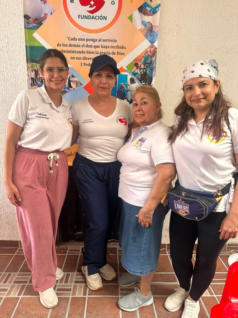 Nuestro equipo de la fundación Brigadas con propósito atendiendo en…